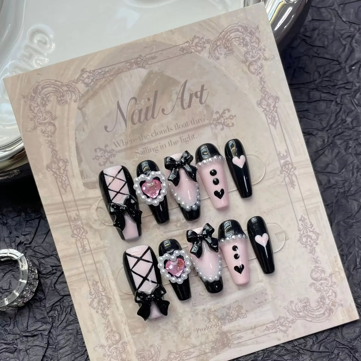 10Pcs Handmade Eye Monster Press-On Nails – Full Cover Wearable Fake Nails for Fun Manicure