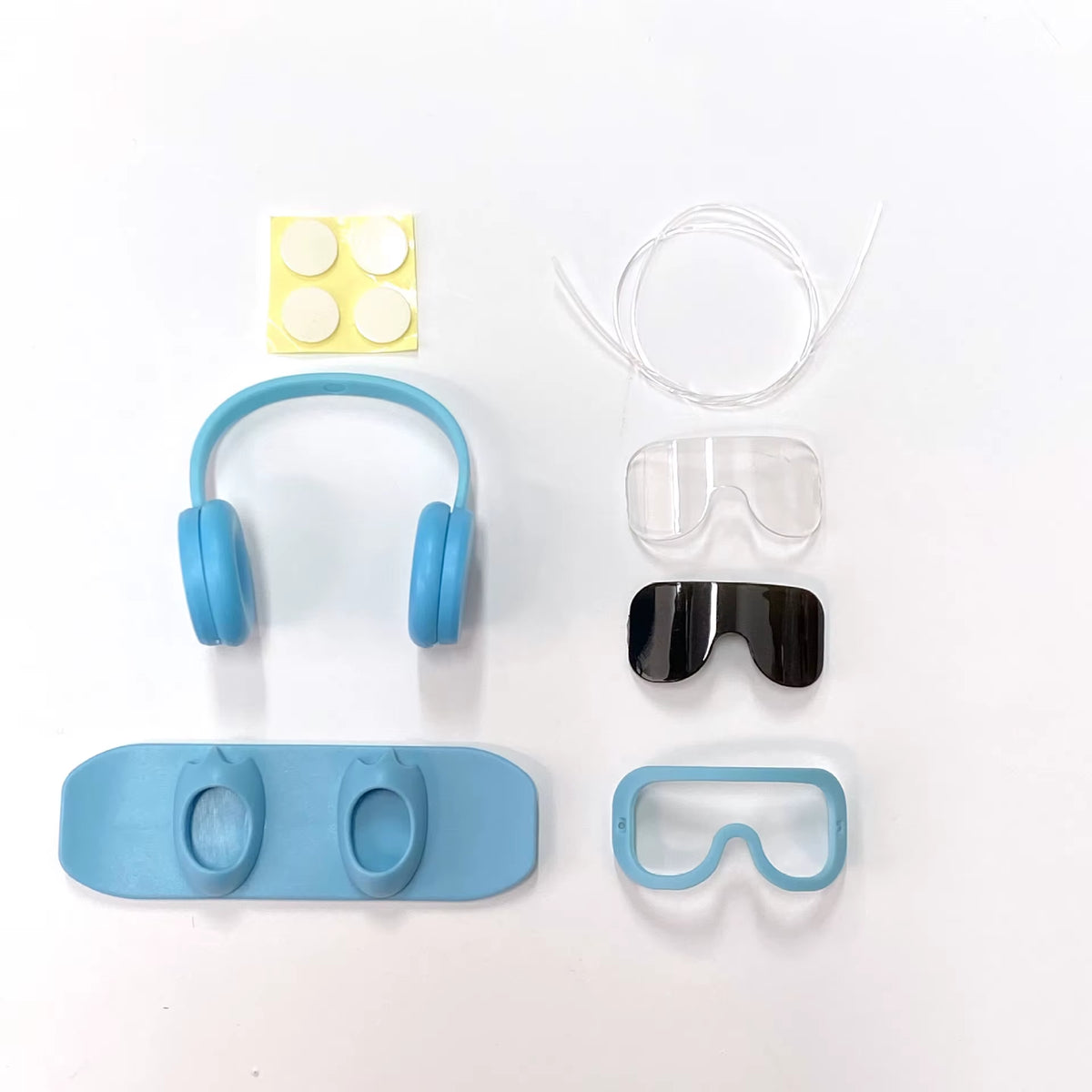 Labubu Doll Ski Set – Gear Up with Goggles, Earphones & Ski Board