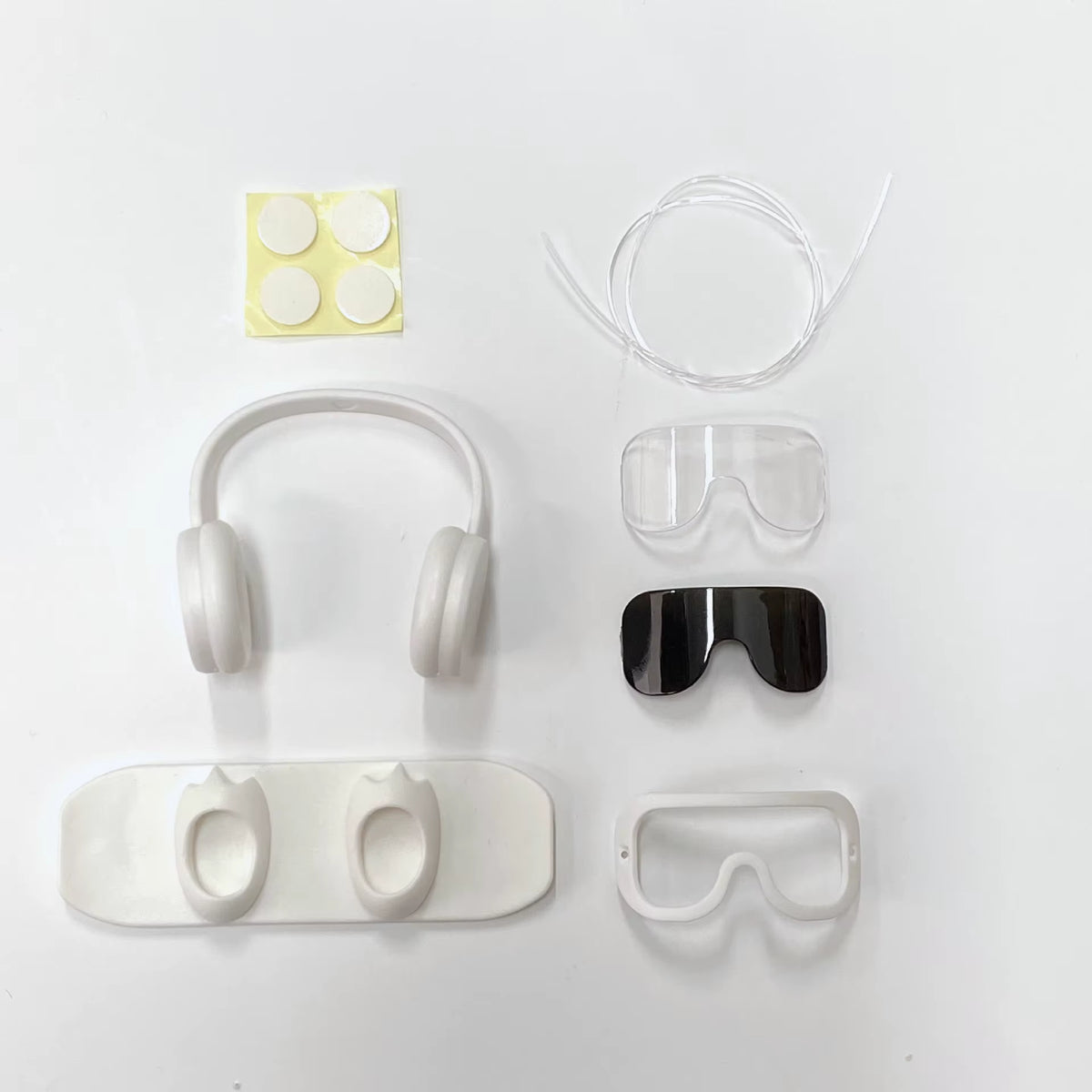 Labubu Doll Ski Set – Gear Up with Goggles, Earphones & Ski Board