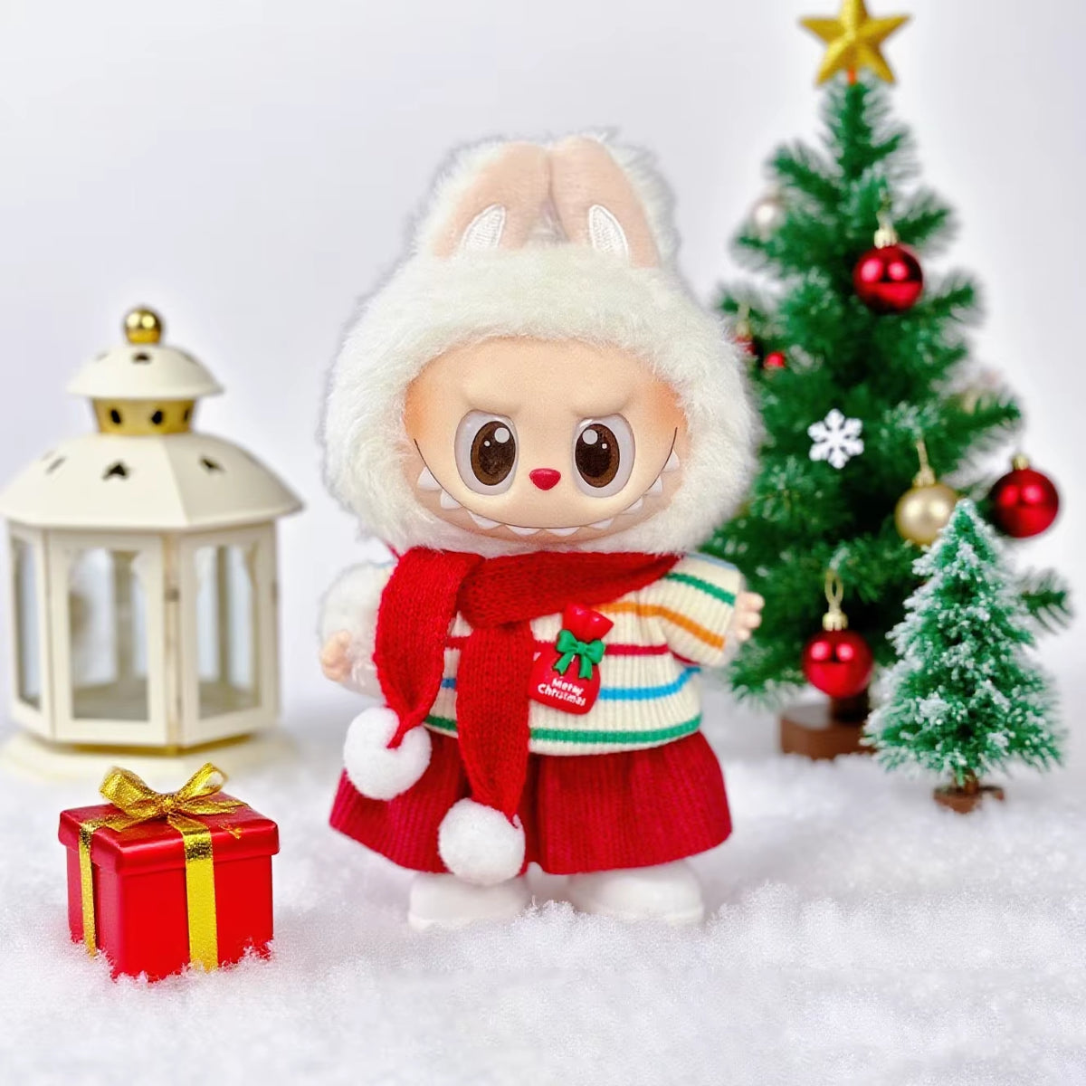 Regal & Reckless Labubu Christmas Classic Set 