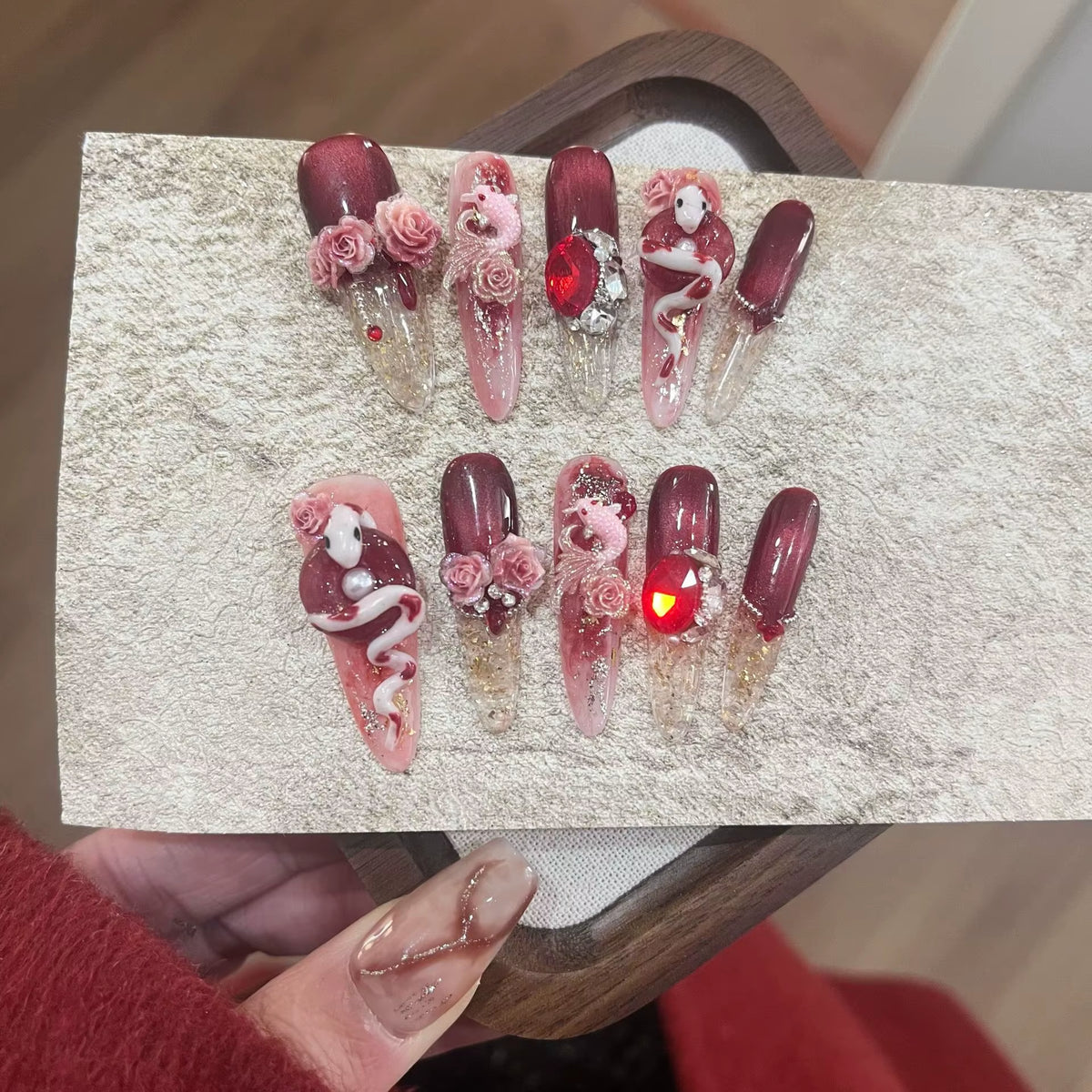 10Pcs Handmade Eye Monster Press-On Nails – Full Cover Wearable Fake Nails for Fun Manicure